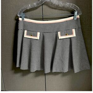 Alice + Olivia sim drop Mini Skirt size 8